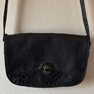 Vintage Authentic Design Sarne Crossbody Bag